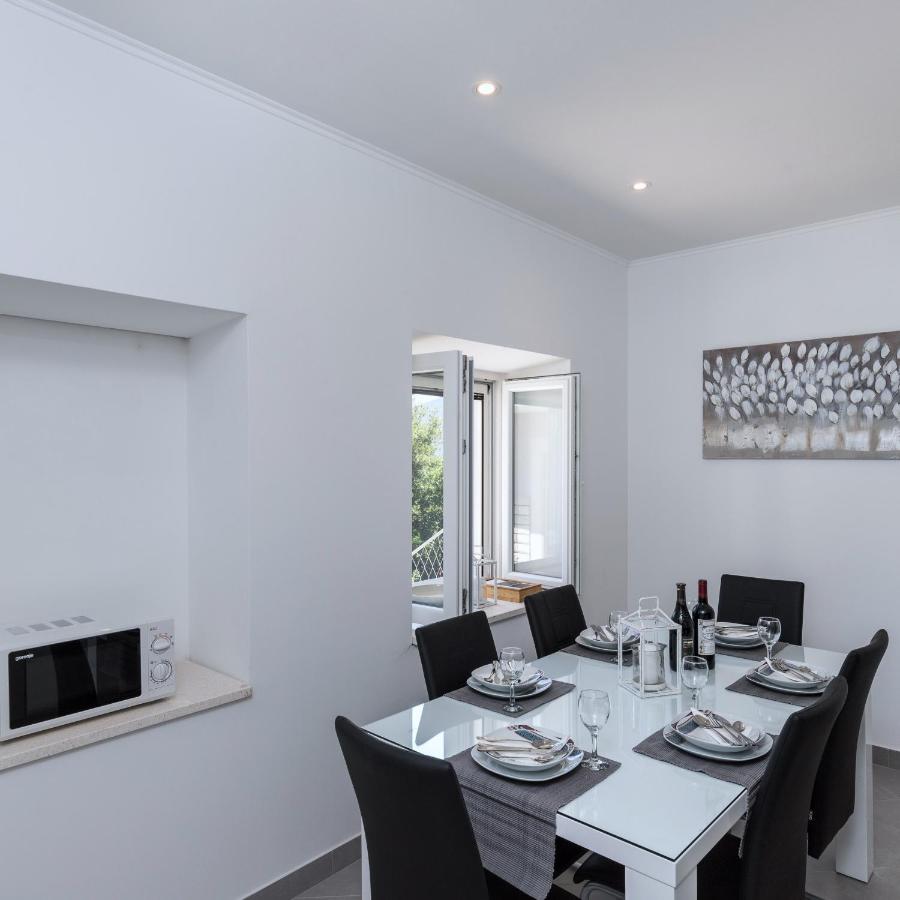 Holiday Home Monika Ston Bagian luar foto